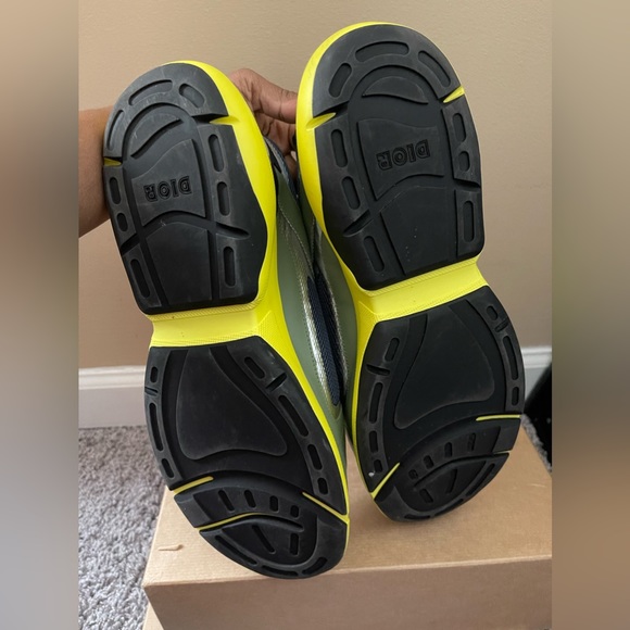 Dior x Sorayama b24 - Picture 5 of 5